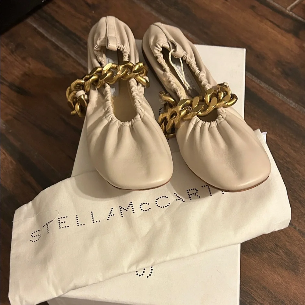 New authentic Stella McCartney flats - Picture 1 of 6